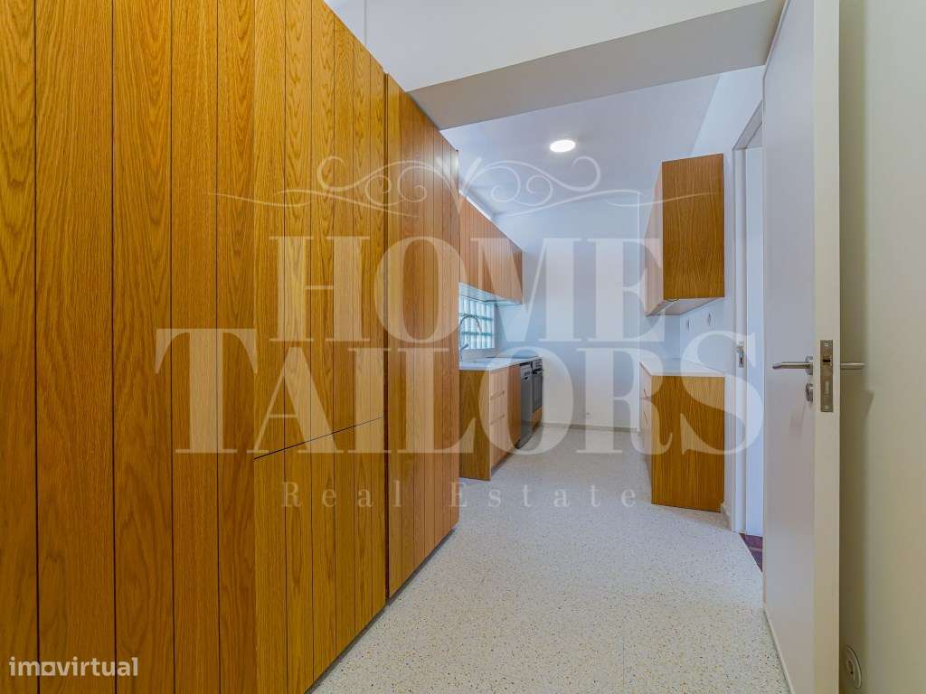 T4 Duplex de 152 m² Totalmente Remodelado, a Estrear | Avenida Infa... - Grande imagem: 5/23