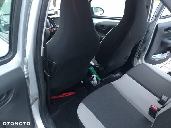 Toyota Aygo 1.0 VVT-i Sprint EU6 - 9