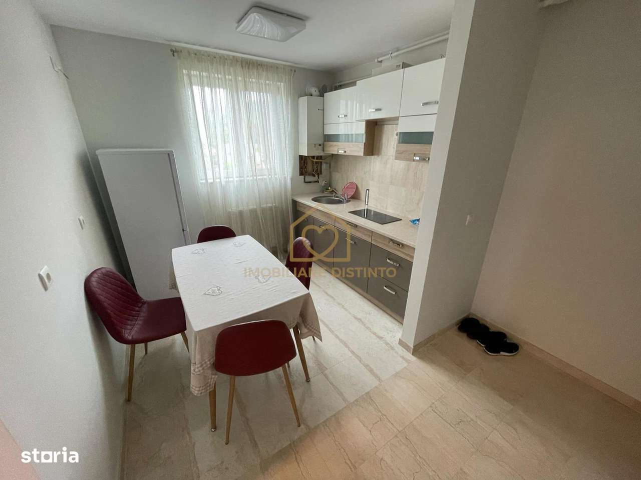Apartament cu doua camere si loc de parcare - Imagine principală: 2/12