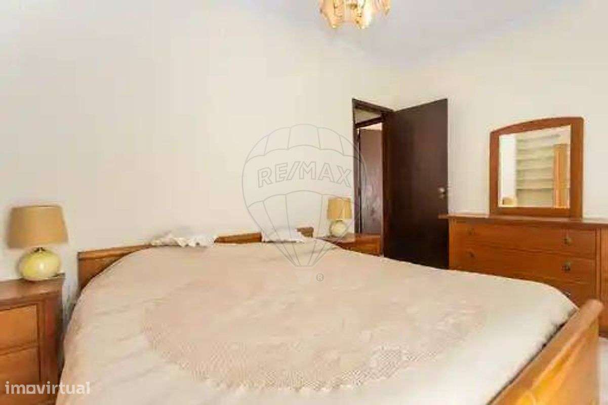 Moradia T6 para venda-40