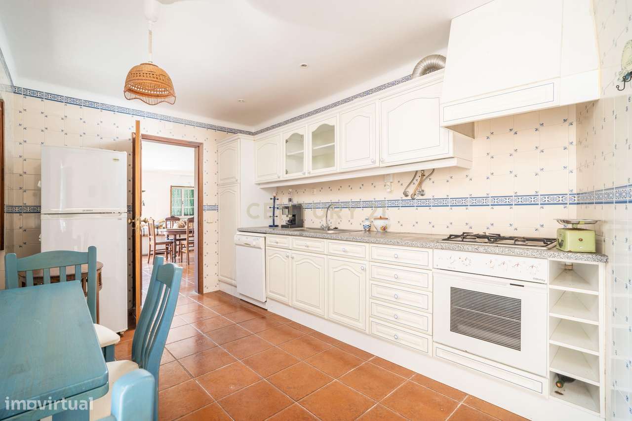 Moradia c/ Terreno e Garagem na Chapinheira - Grande imagem: 4/26