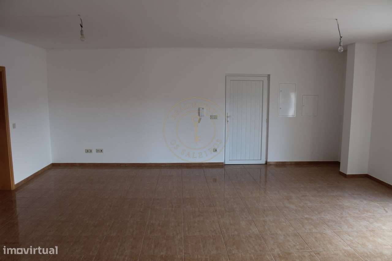 Apartamento T3 Parada de Cima-7