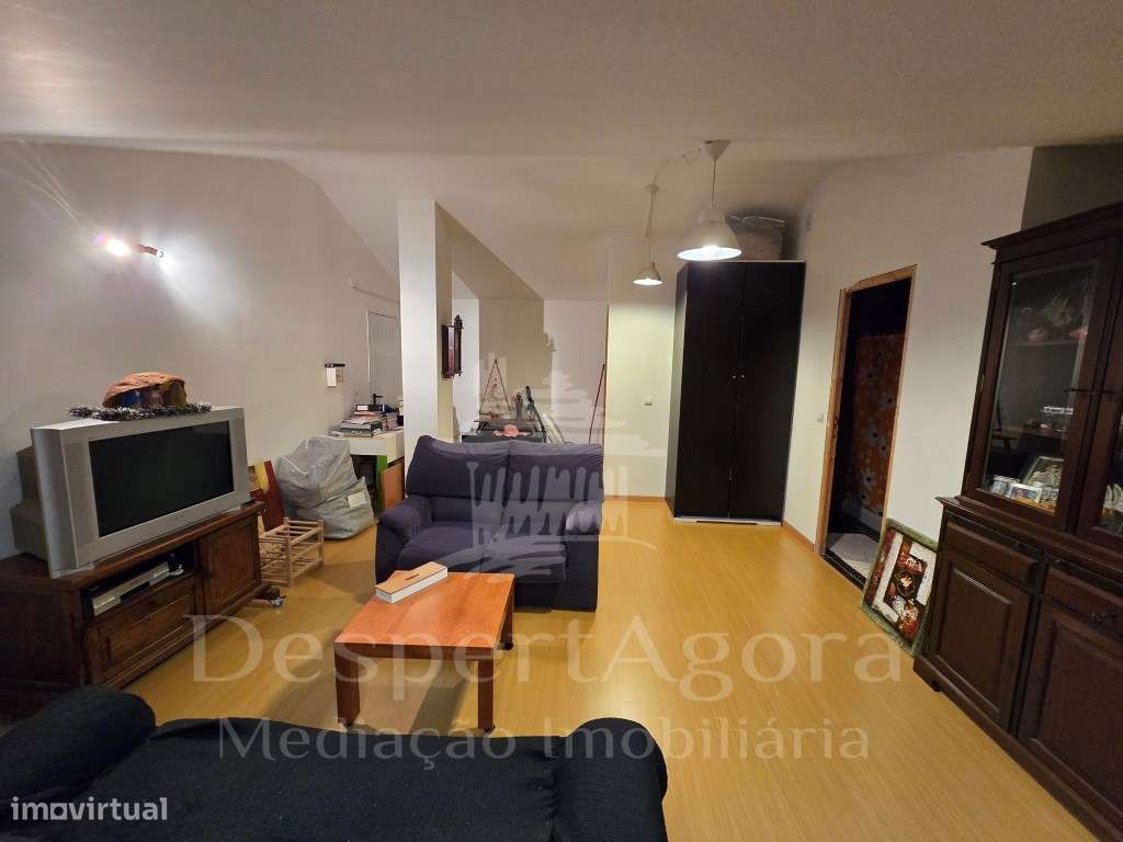 T3 Duplex em Casais Castelos-16