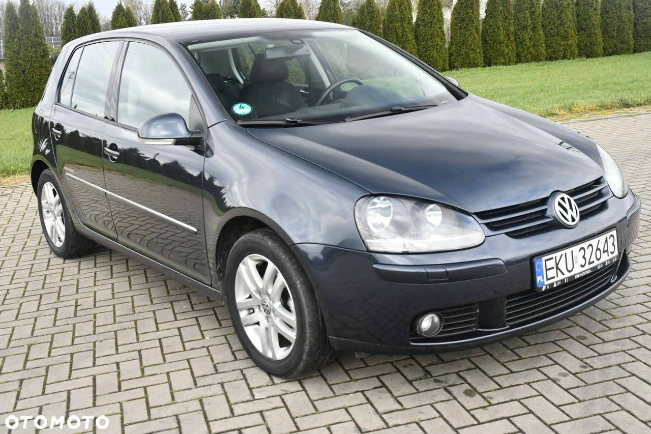 Volkswagen Golf - 3