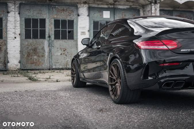 Mercedes-Benz Klasa C 63 S AMG 9G-TRONIC - 38