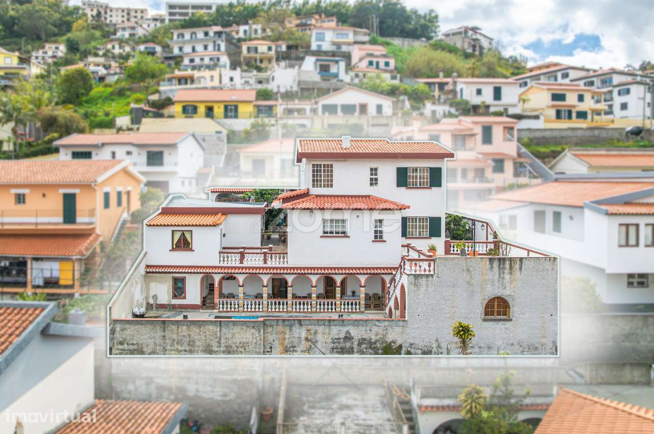 Moradia T4 em Santo António, Funchal - Grande imagem: 1/43