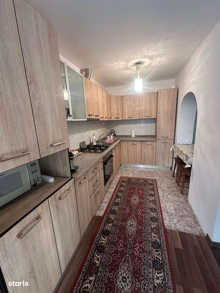 De vanzare casa in Roman,zona pompieri,Pret 125000 euro - Imagine principală: 4/18