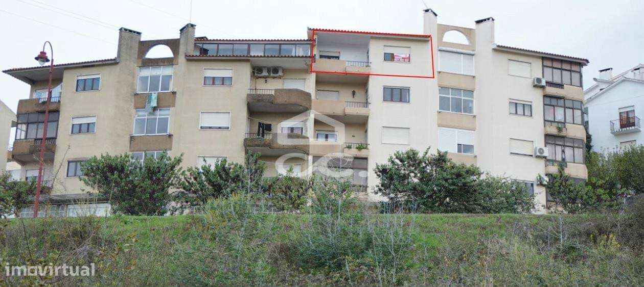 Apartamento T2 , 2º Andar, Bairro Catroga e Gaio, Abrantes-12