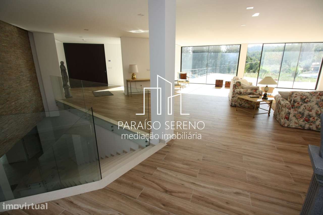 Moradia de Luxo em S. Miguel do Mato-18