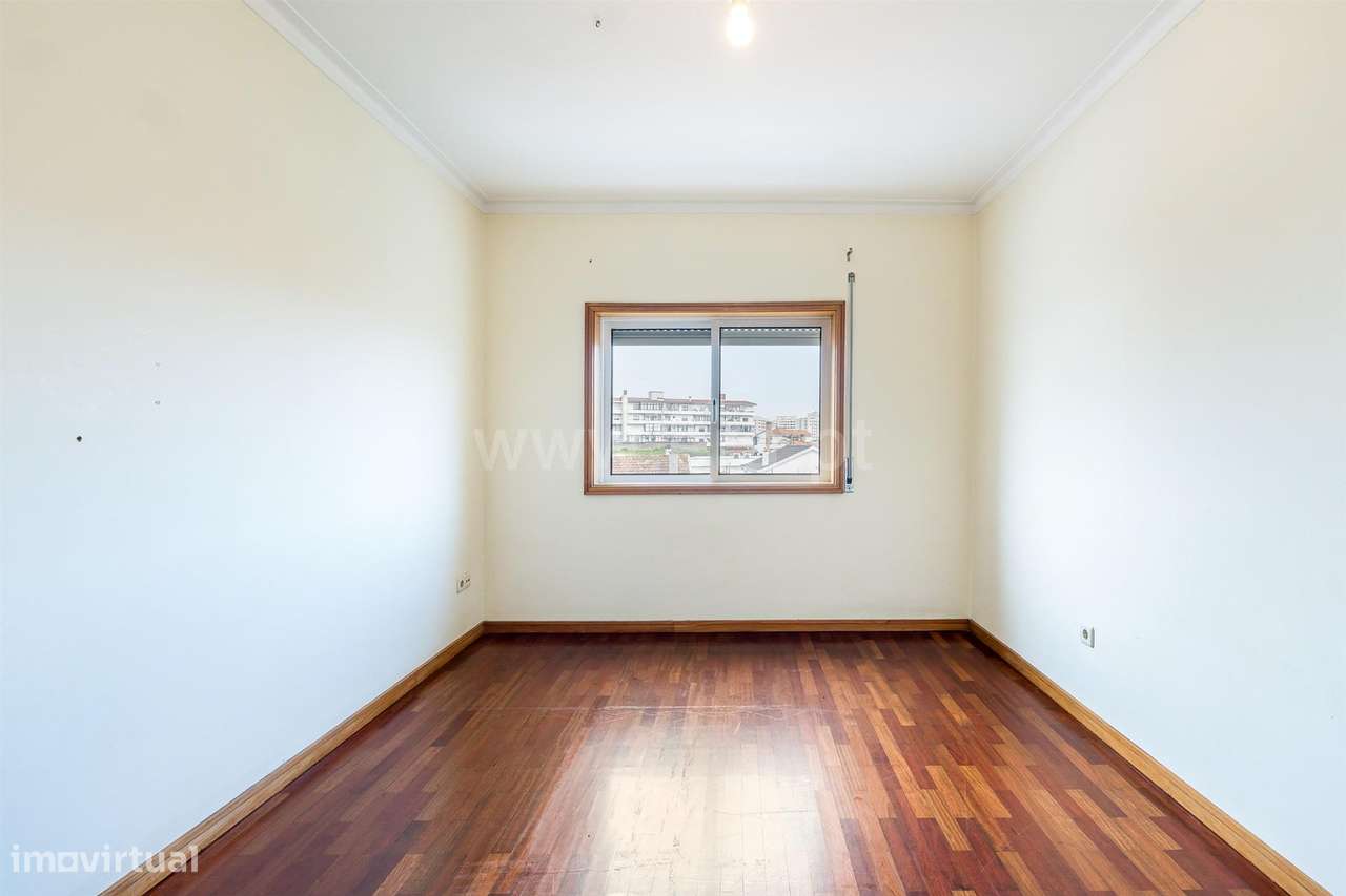 Apartamento T3 em Paredes-8