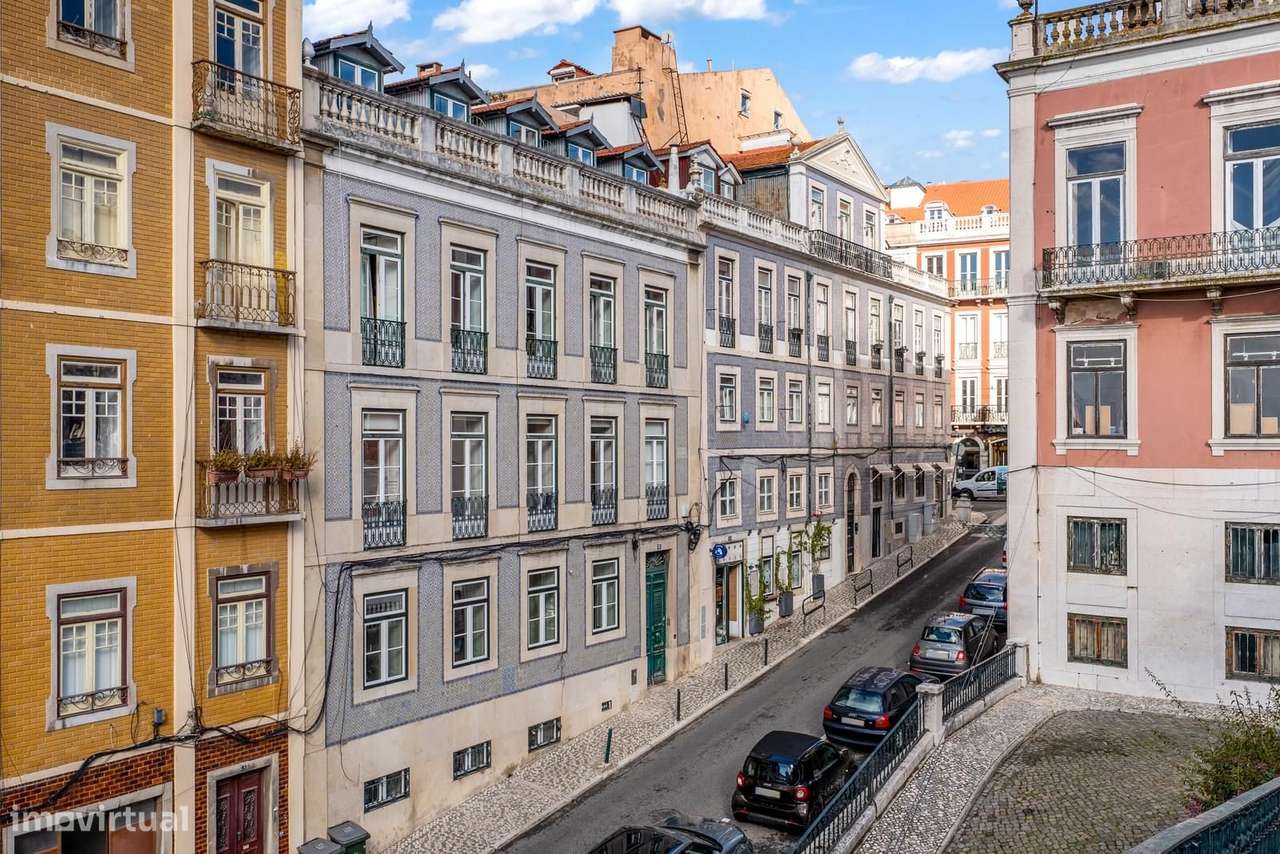 Apartamento T2 com varanda, Príncipe Real, Lisboa-24