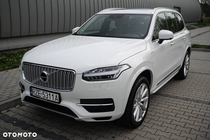 Volvo XC 90 T8 AWD Plug-In Hybrid Inscription 7os - 8