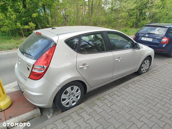 Hyundai I30 1.4 blue Comfort - 5