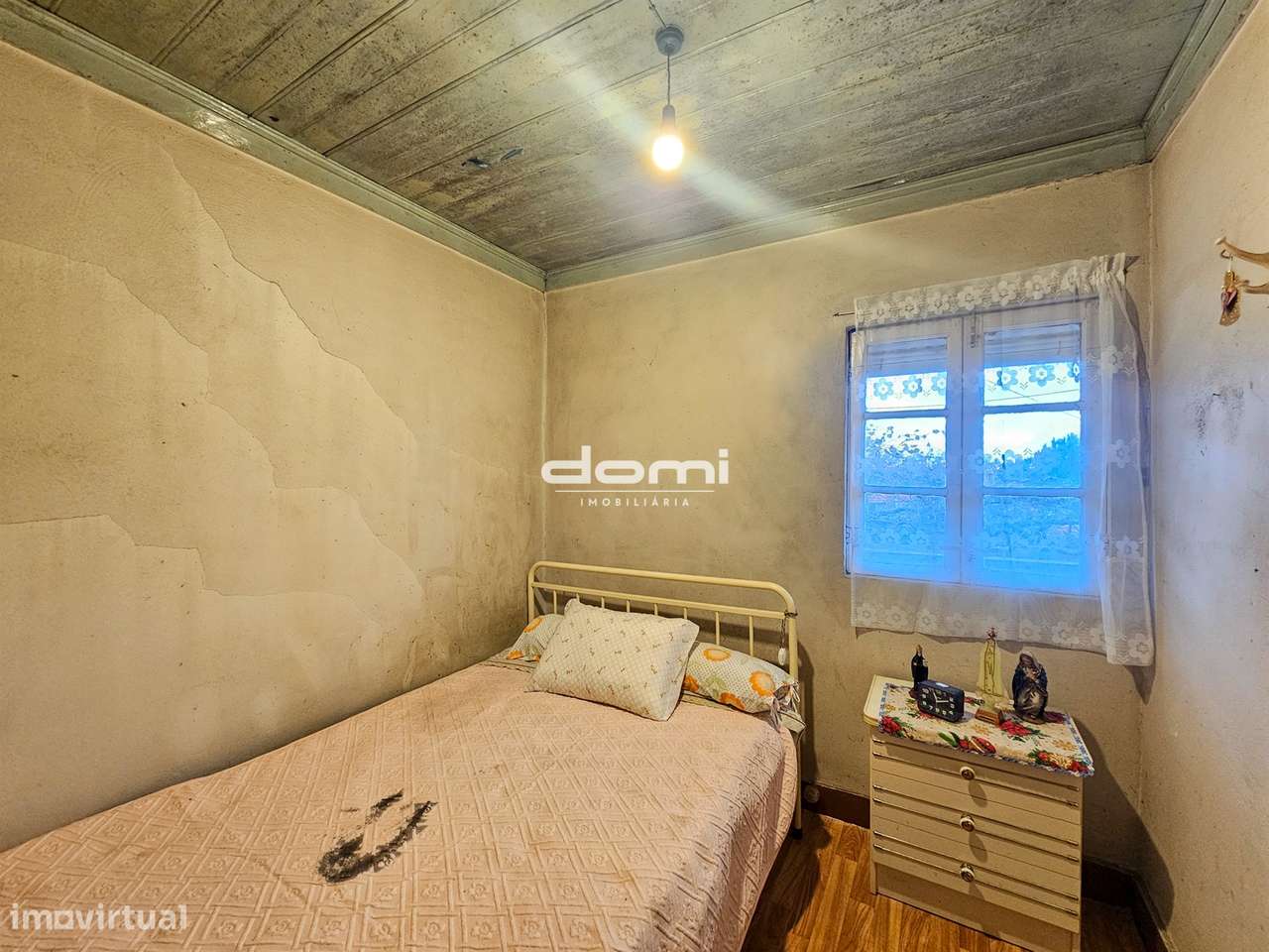 Moradia V3 para restaurar,  com terreno e pinhal, localizada na fregue - Grande imagem: 5/20