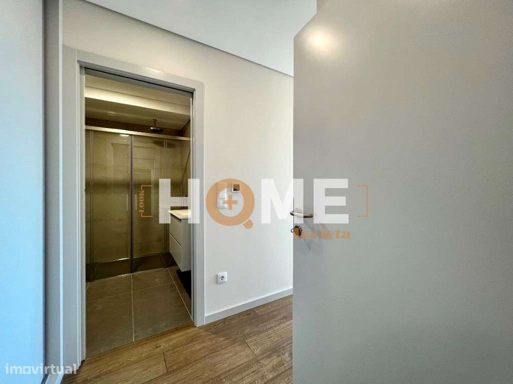 EXCELENTE Apartamento T3 NOVO | em plena Av. da Boavista-16