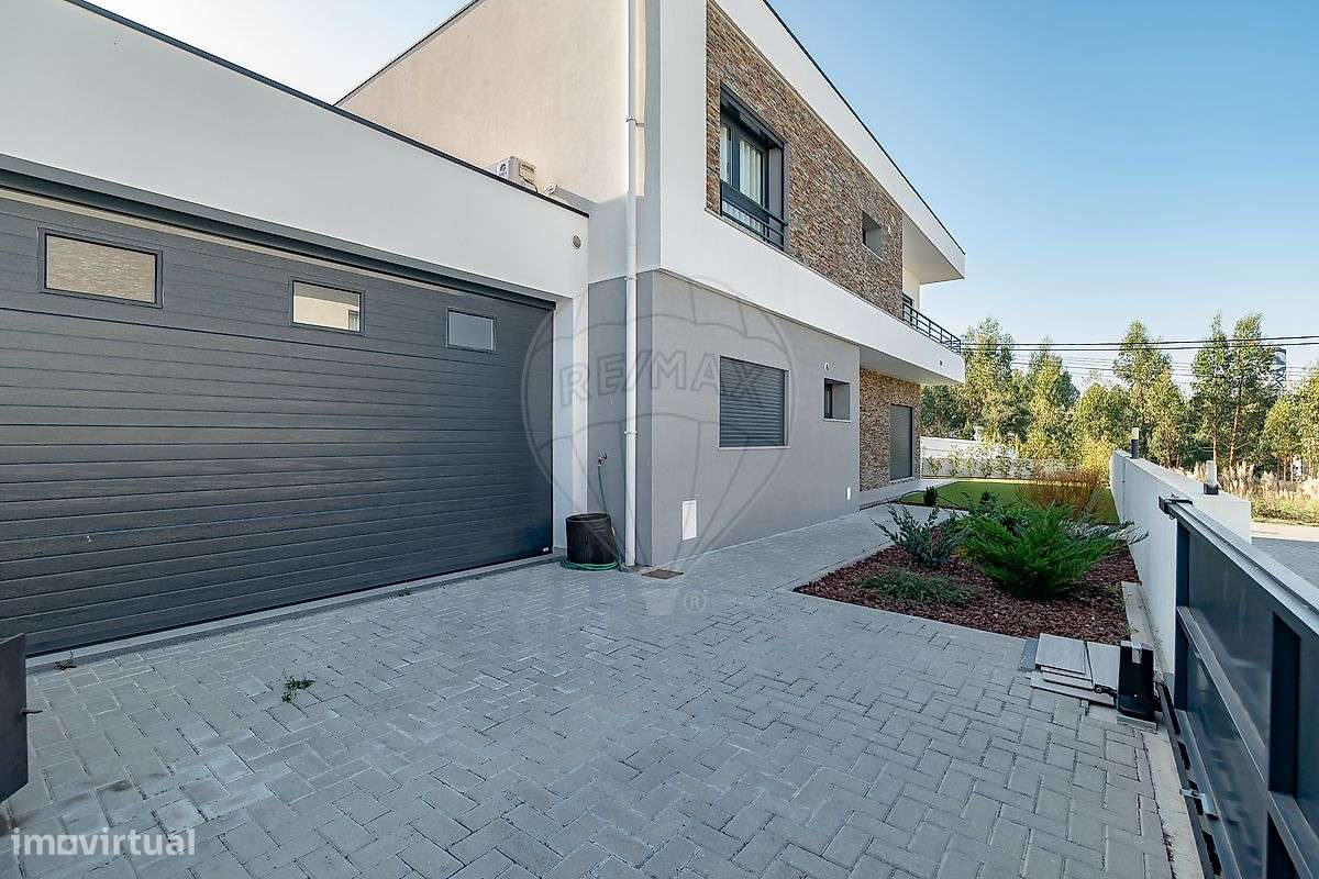 Moradia T4 para venda-39