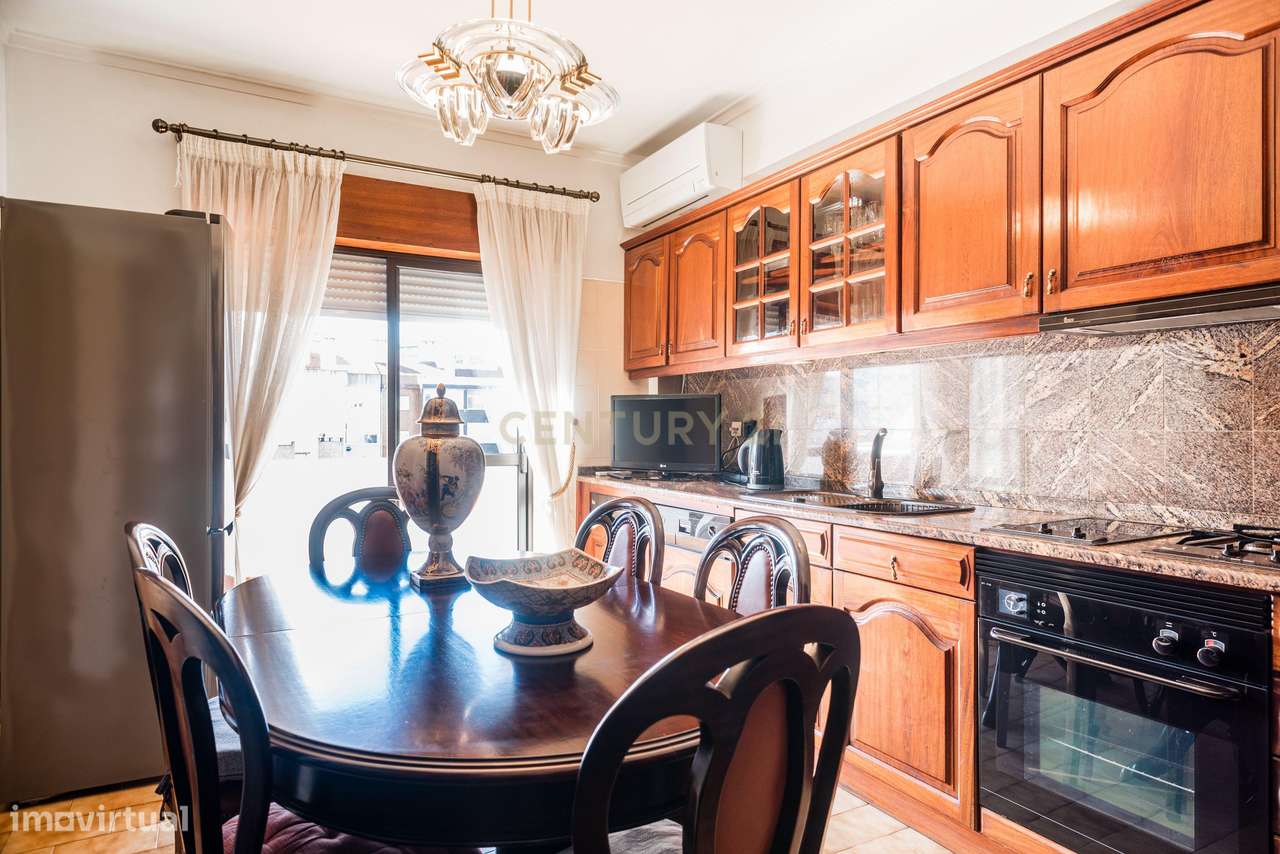 Apartamento T0, com Terraço, Agualva Cacém-13