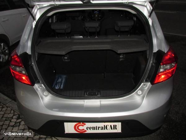 Ford KA+ 1.2 Ti-VCT Ultimate - 16