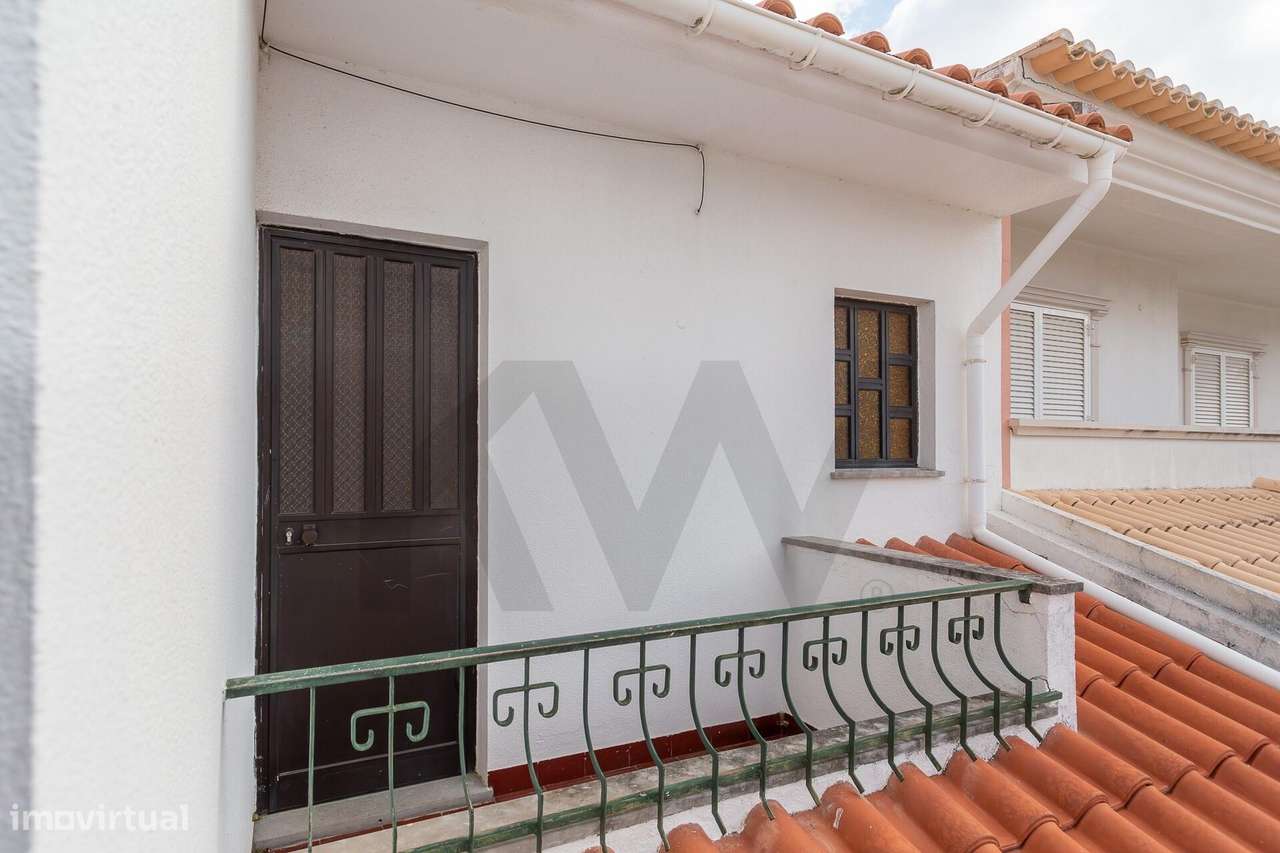 Andar de Moradia T2-34