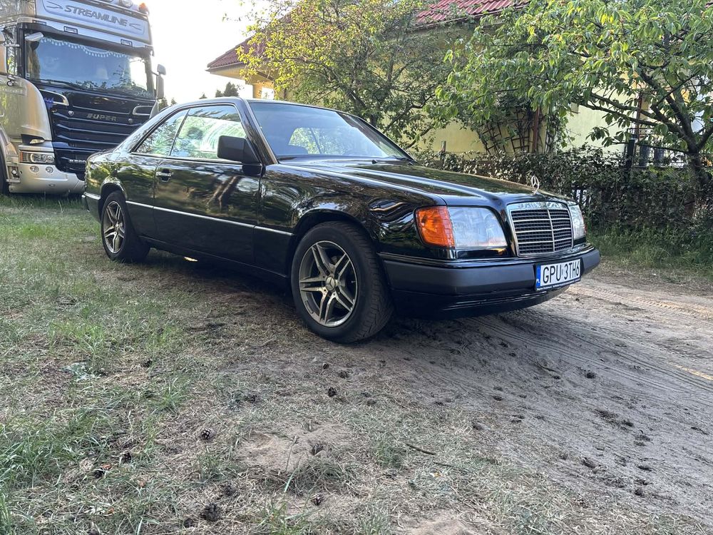 Mercedes-Benz E 1992