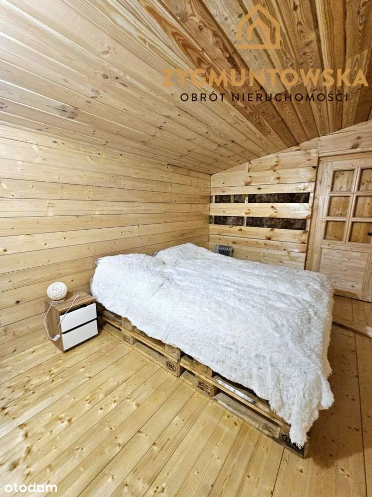 Drewniany domek z fotowoltaiką i magazynem energii - Pełny obrazek: 5/10