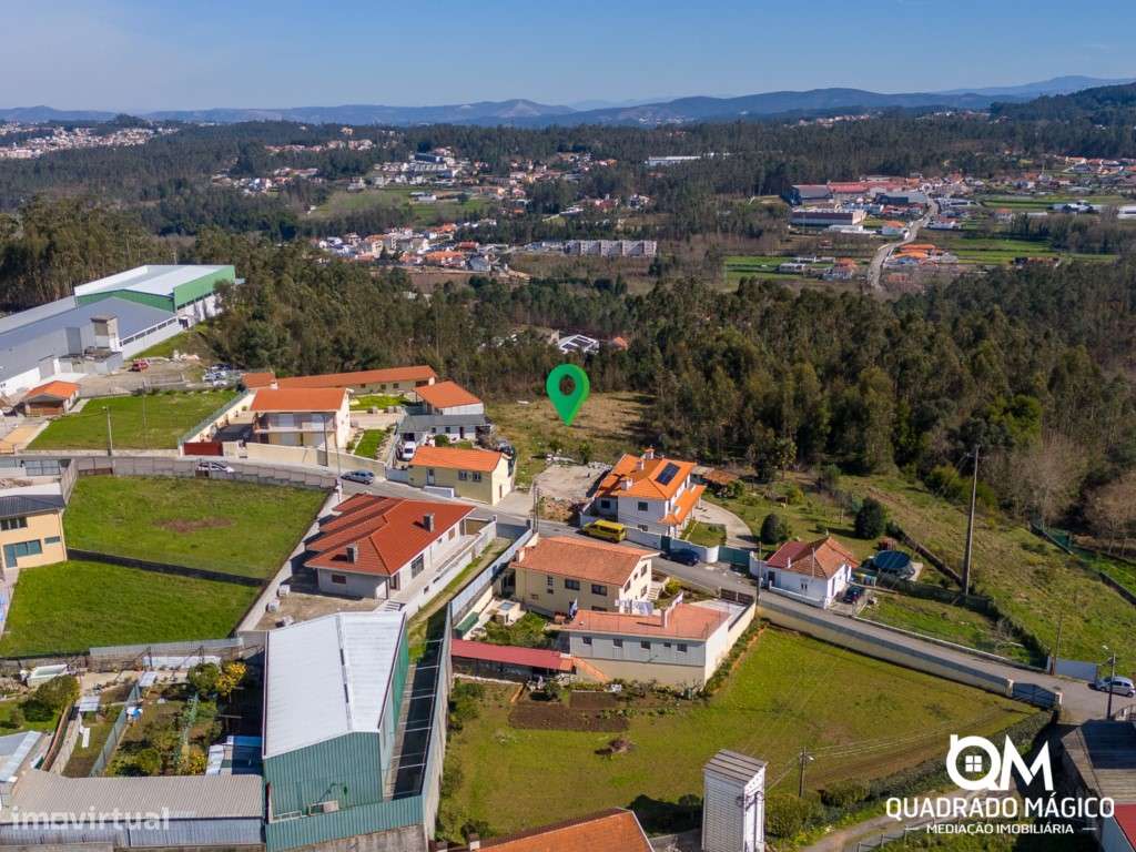Terreno com 1870m² para Construir a Sua Moradia de Sonho, Próximo d...-10