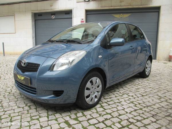 Toyota Yaris 1.0 VVT-i AC - 3