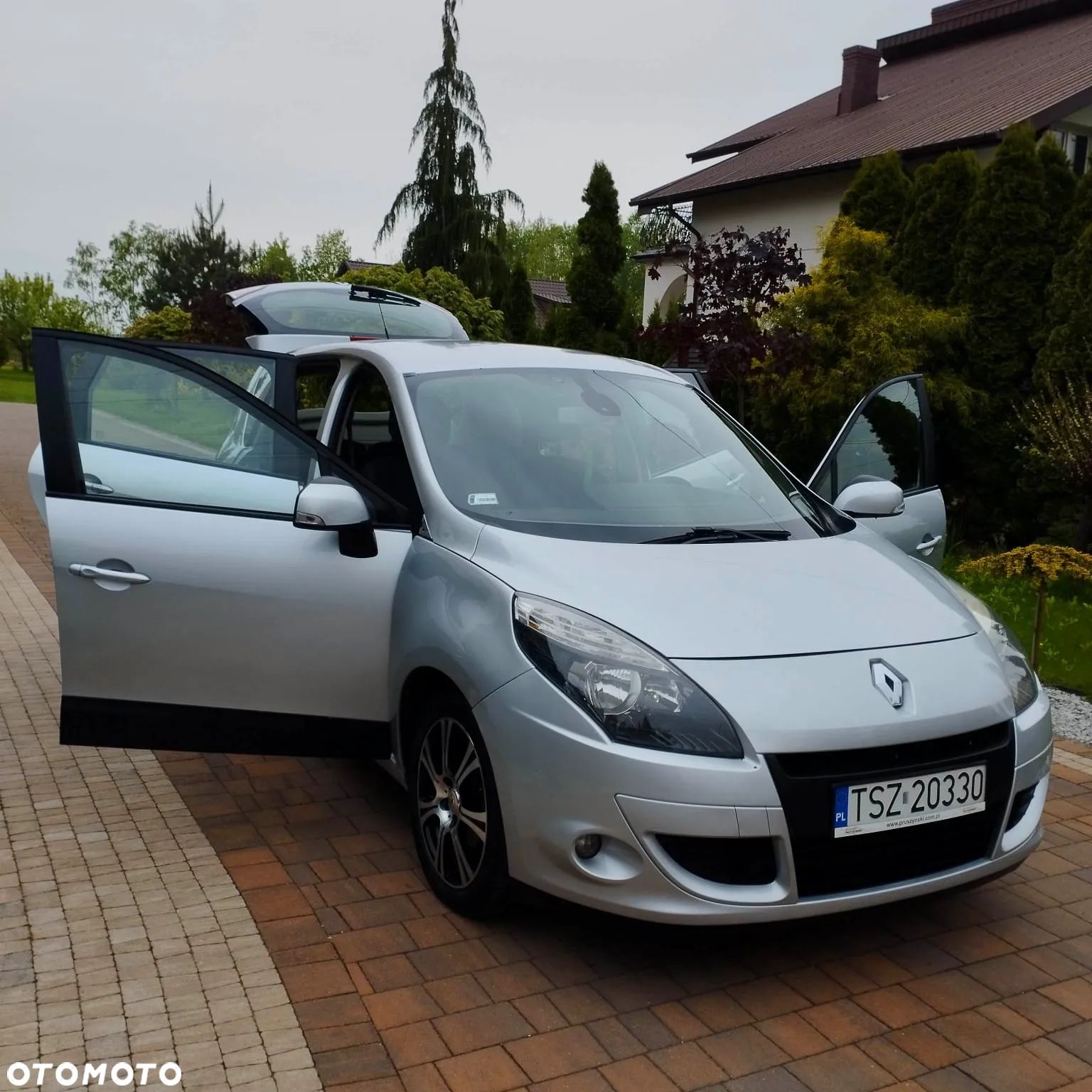 Renault Scenic dCi 110 FAP Dynamique - 1