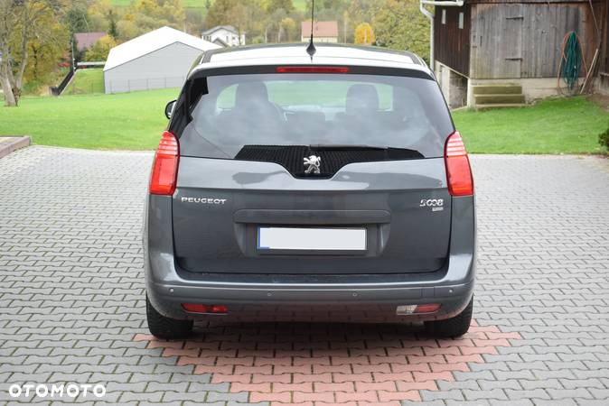 Peugeot 5008 - 6