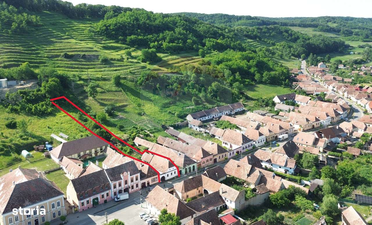 Casă săsească tradițională în inima Biertanului – potential remarcabil - Imagine principală: 2/20