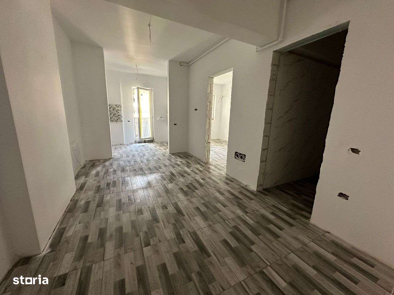 Promotie, Ideal de Investitie, Apartament cu 2 camere, Metrou Berceni - Imagine principală: 5/8