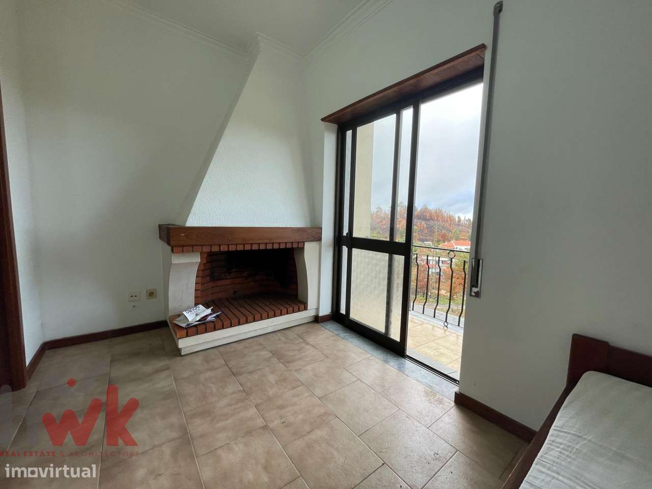 Apartamento T1+1 à venda em Torrozelo-11