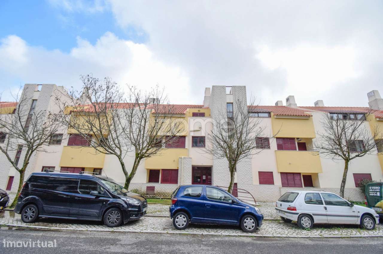 Apartamento T2 no Belas Clube de Campo com garagem e arrecadação - Grande imagem: 2/31