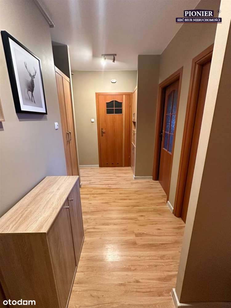 Komfortowy Apartament Blisko Las I Sklepy-15