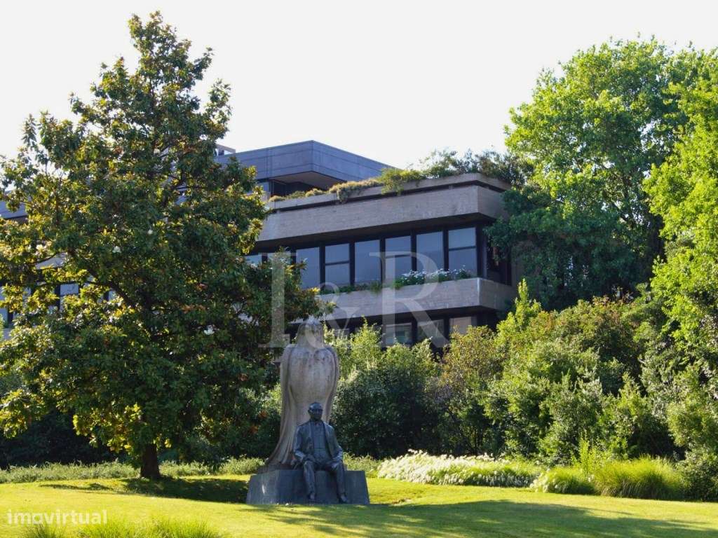 Apartamento T1 com varanda próximo da Praça de Espanha, Lisboa-14