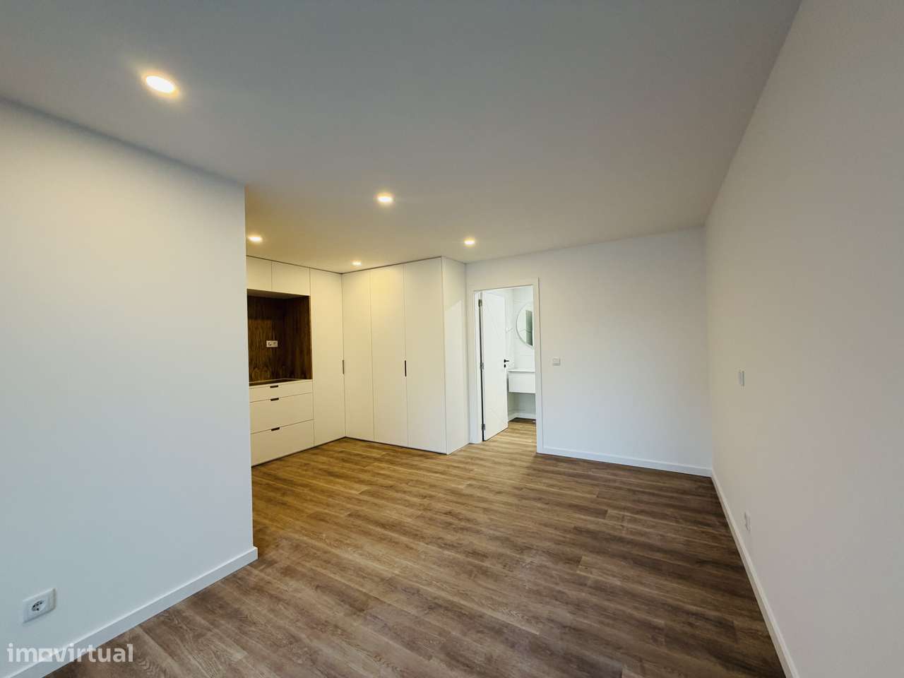 Moradia T4 térrea Fernão Ferro Pinhal do General-15