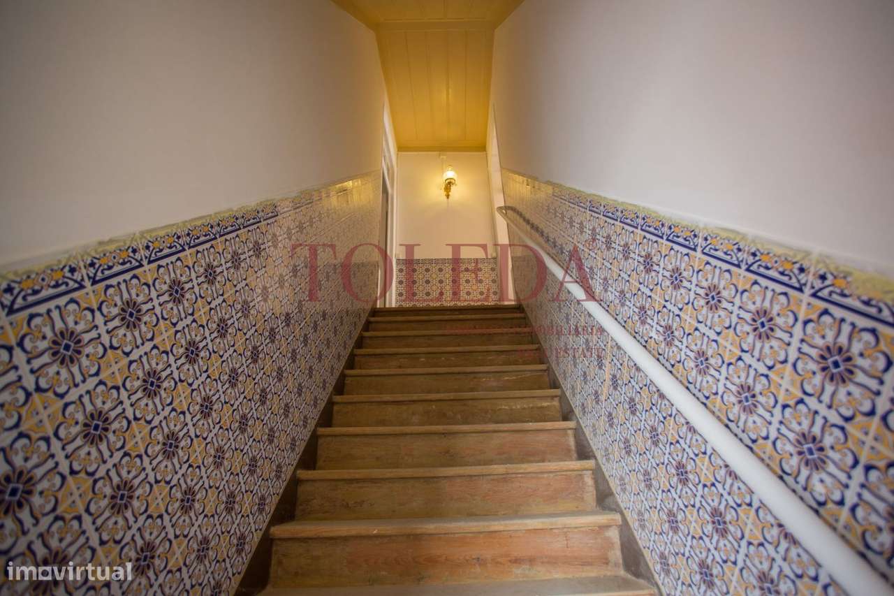Moradia 3 Pisos 10 Divisões-23