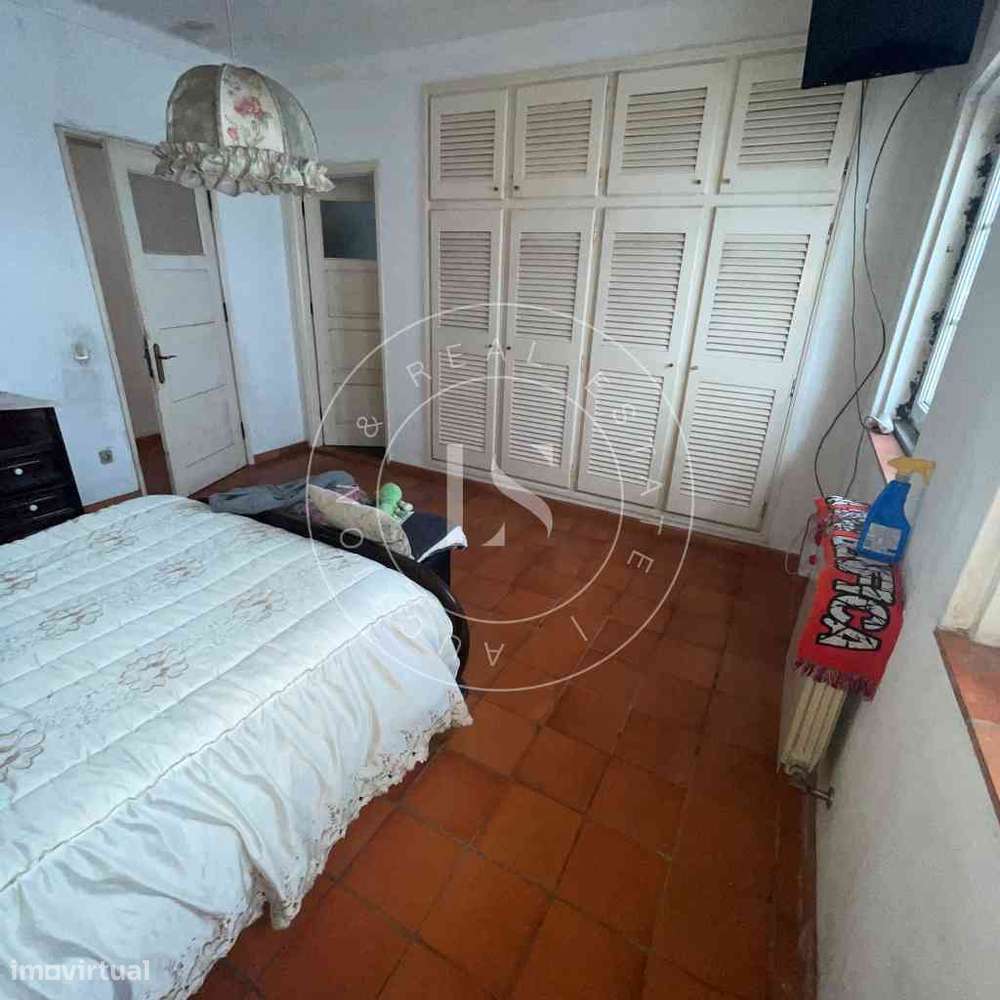 2 Apartamentos + Garagem com Logradouro | Vale de Cambra-29
