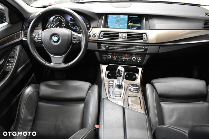 BMW Seria 5 - 15