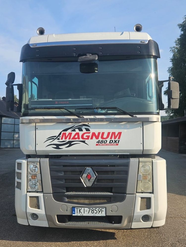 Renault Magnum 2011