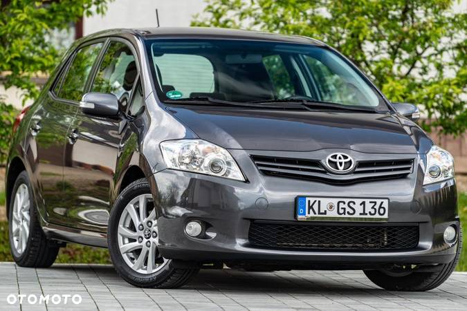 Toyota Auris 1.6 Premium - 5