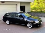 Toyota Avensis - 21