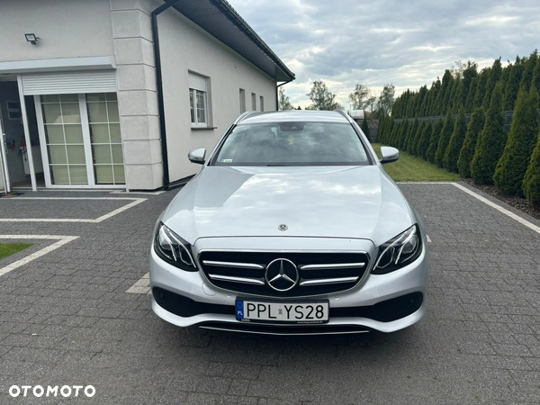 Mercedes-Benz Klasa E 220 d T 9G-TRONIC - 7