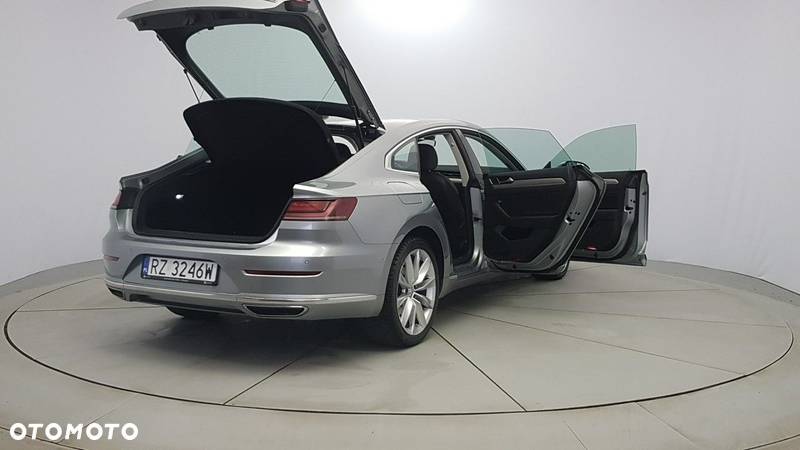 Volkswagen Arteon 2.0 TDI 4Motion SCR Elegance DSG - 15