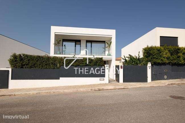 Luxuosa Moradia T4  para Arrendamento Mobiliada em Cascais - Grande imagem: 2/47