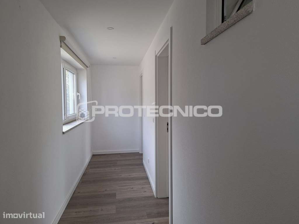 Moradia T4 em Campia-28