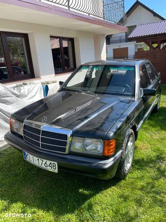 Mercedes-Benz W201 (190) - 17