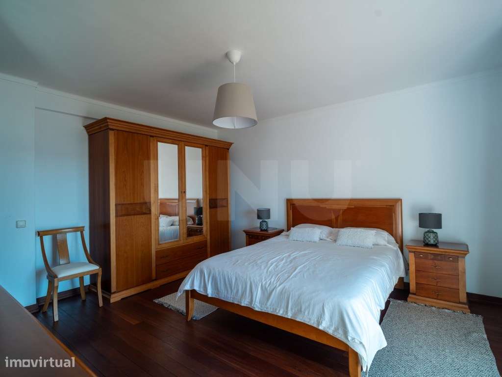 Moradia T3 com Garagem, Piscina e Vista Deslumbrante sobre a Lagoa ...-8