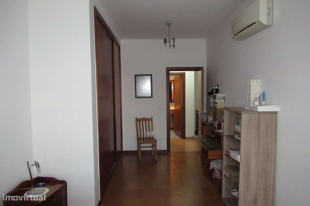 Moradia individual, para venda, Entroncamento - São João Baptista-9