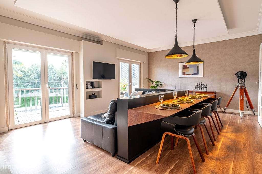 Apartamento t2 à venda na Rua Doutor António Dias Pinheiro-11